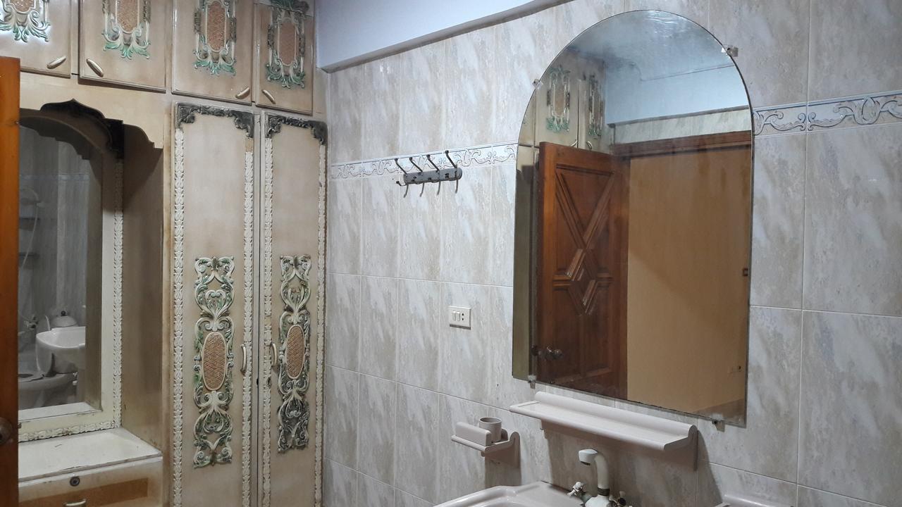 Hotel Seven 7 Karachi Exterior photo